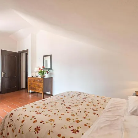 Rita Superiore Apartment *